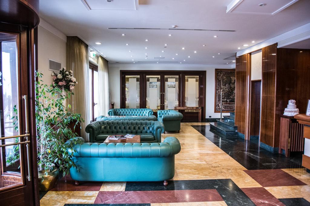 Lh Hotel Domus Caesari Marino Exterior foto